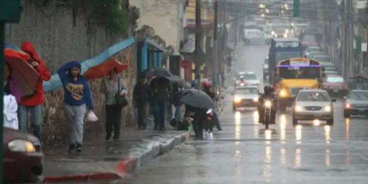 Las lluvias se incrementarán en las próximas horas, asegura el INSIVUMEH