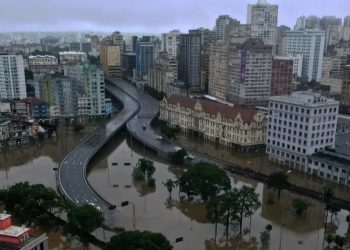 Las lluvias se intensifican en el inundado sur de Brasil