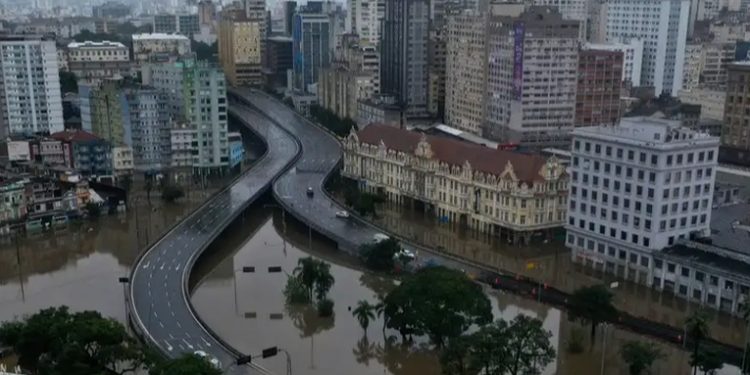 Las lluvias se intensifican en el inundado sur de Brasil