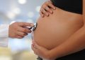 Las mujeres embarazadas están expuestas a químicos capaces de perjudicar el desarrollo del feto, advierte un estudio