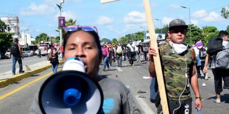 Las mujeres son ya la mitad de los migrantes del mundo