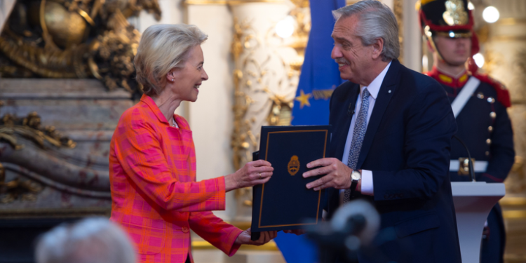 Las promesas de la UE para retomar su nexo con América Latina