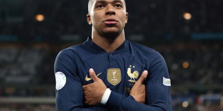Le Parisien: Mbappé decide abandonar el PSG y unirse al Real Madrid