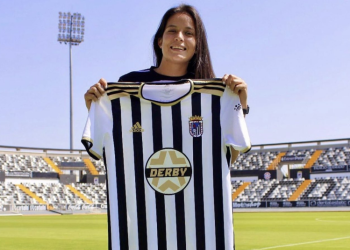 Legionaria Maria Amanda Monterroso es presentada en su nuevo Club CD Badajoz