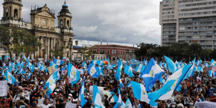 Lesiones oculares: dos hombres que participaron en la manifestación del 21N pierden un ojo