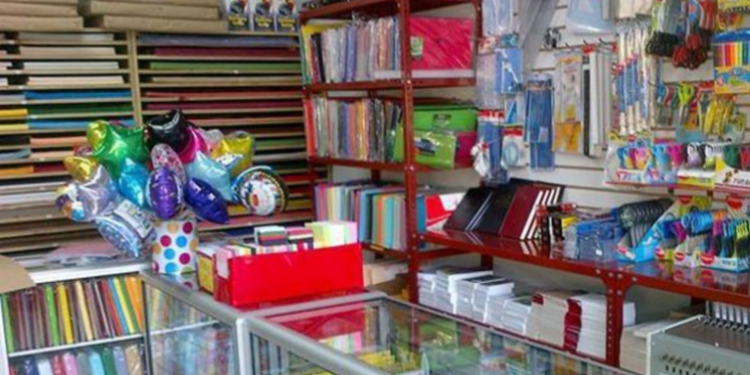 Librerías cuentan poco personal para próximo ciclo escolar