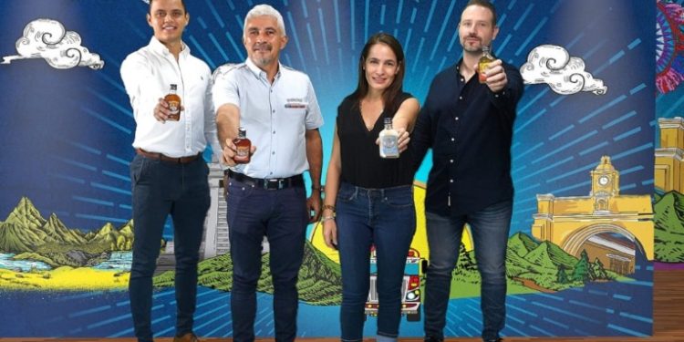 Licores de Guatemala presenta al mundo con orgullo los nuevos sabores de Quezalteca, mostrando con honra y alegrí­a, orgullo por nuestra identidad
