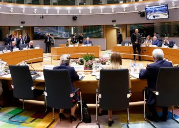 Líderes de UE piden acelerar incentivos del plan de rearme