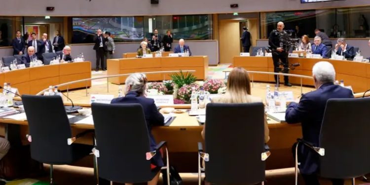 Líderes de UE piden acelerar incentivos del plan de rearme