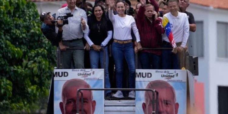 Líderes opositores venezolanos ganan el máximo galardón de la EU para derechos humanos