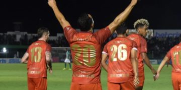 Liga Nacional: Cobán sigue lí­der y Municipal golea