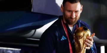 Lionel Messi vuelve a Francia para reincorporarse al PSG