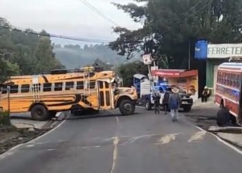 Llamado a la renuncia de la Fiscal General: Bloqueos en Quiché y Sololá