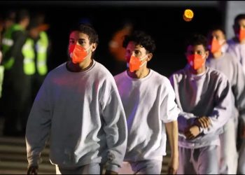 Llegan a Venezuela más de 300 repatriados desde México