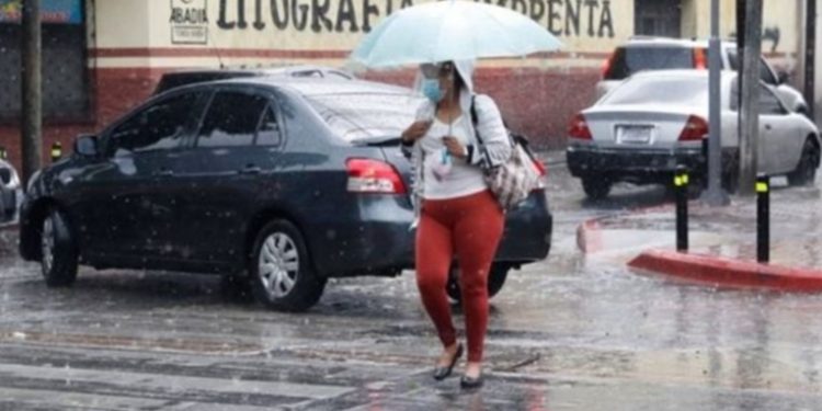 Lluvias continuarán en el territorio nacional, según el INSIVUMEH