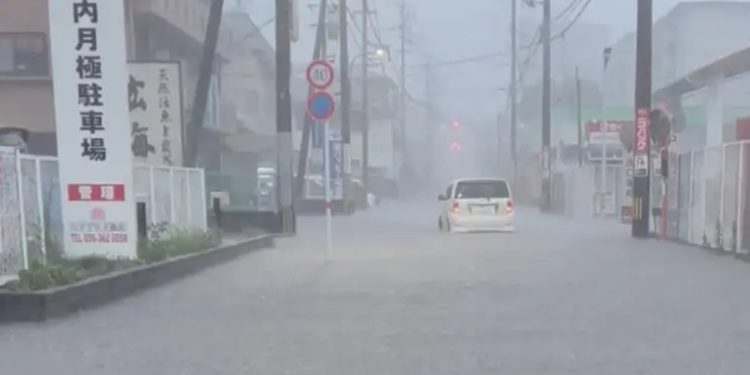 Lluvias dejan al menos cinco desaparecidos en Japón