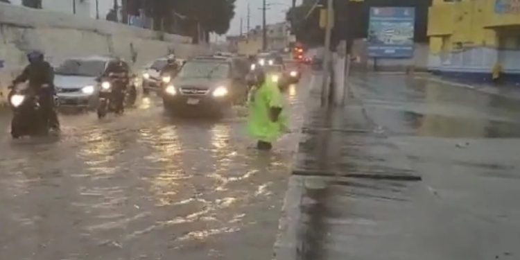 Lluvias Intensas en Mixco: Preocupación por el auge de mosquitos y dengue