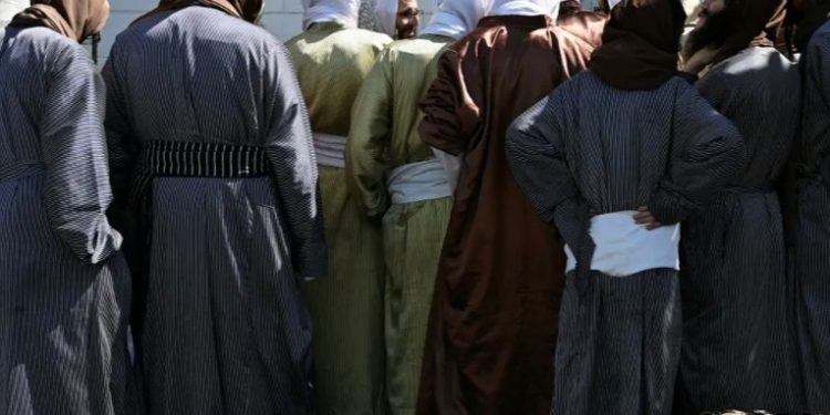 Localizan a 4 de los 12 menores desaparecidos de la comunidad Lev Tahor en hoteles de la zona 1