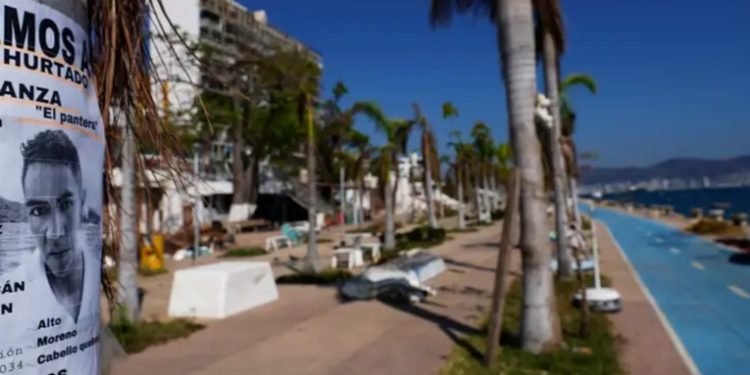 López Obrador admite que hay 31 desaparecidos tras huracán