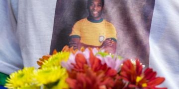Los brasileños dan su último adiós al rey Pelé