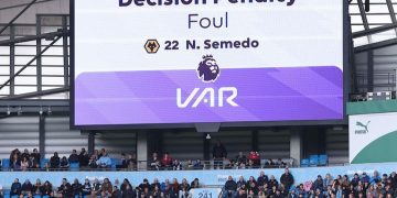 Los clubes de la Premier League acuerdan mantener el VAR la siguiente temporada