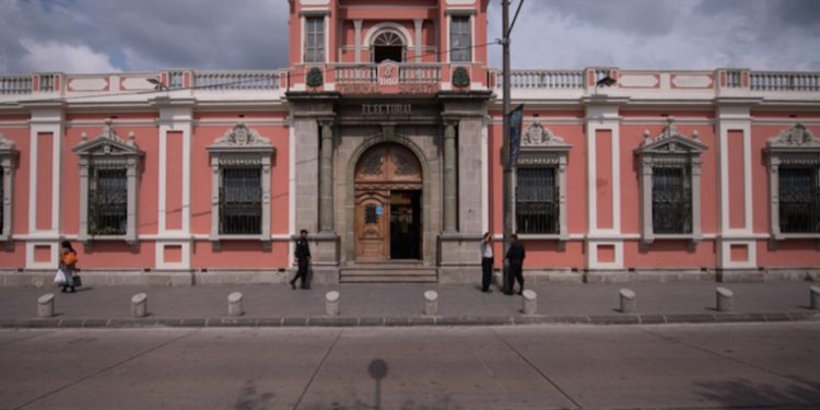 Los magistrados del TSE resolvieron no otorgar descanso laboral a sus trabajadores