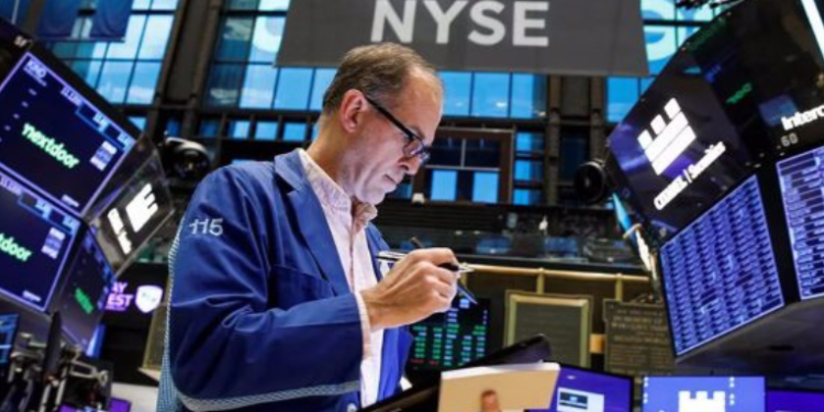 Los mercados argentinos reaccionan con optimismo a la victoria de Milei