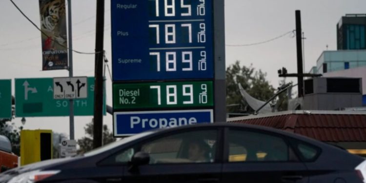 Los precios se disparan en las gasolineras de todo el mundo