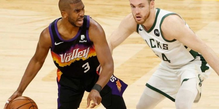 Los Suns vencen a un estelar Antetokounmpo y colocan el 2-0 en la serie