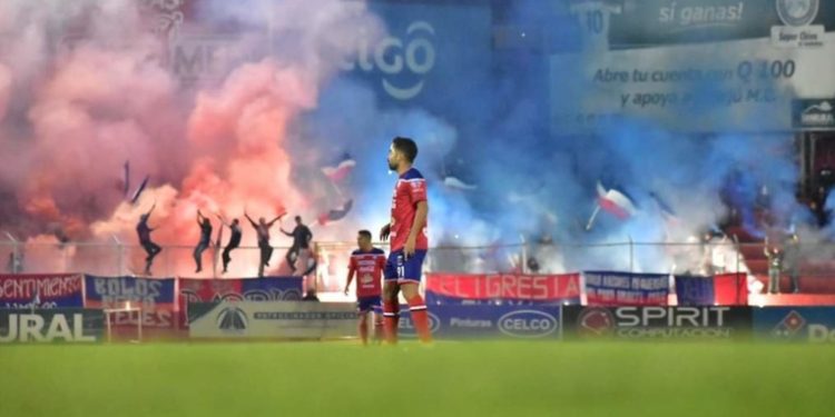 Los Super Chivo estuvieron de fiesta por su 80 aniversario