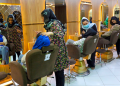 Los talibanes ordenan cerrar los salones de belleza en Afganistán