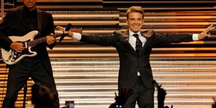 Luis Miguel incluye a Guatemala en su gira mundial 2024: Concierto confirmado para enero