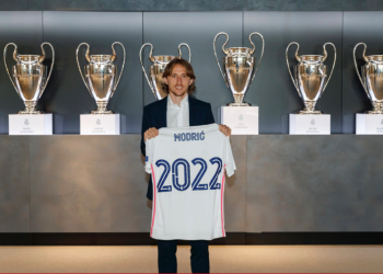 Luka Modric renueva con el Real Madrid hasta el 2022