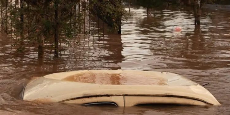 Lula anuncia 9800 millones de dólares para Rio Grande do Sul