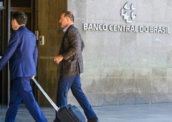 Lula arremete contra el Banco Central de Brasil: Invierte en especuladores