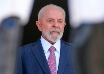 Lula pide menos burocracia para combatir la destrucción de la Amazonía