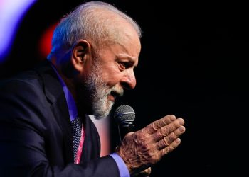 Lula relaciona el intento de golpe en Bolivia con los intereses por el litio