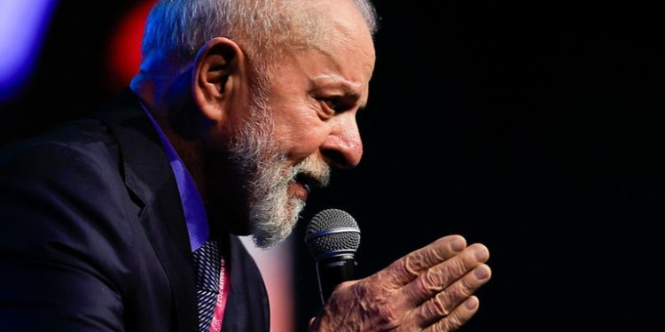 Lula relaciona el intento de golpe en Bolivia con los intereses por el litio