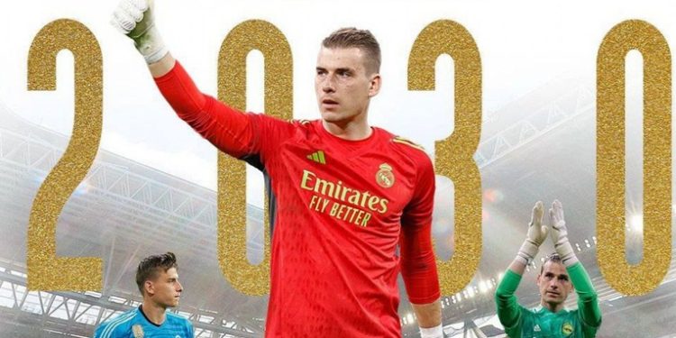 Lunin renueva con el Real Madrid hasta 2030