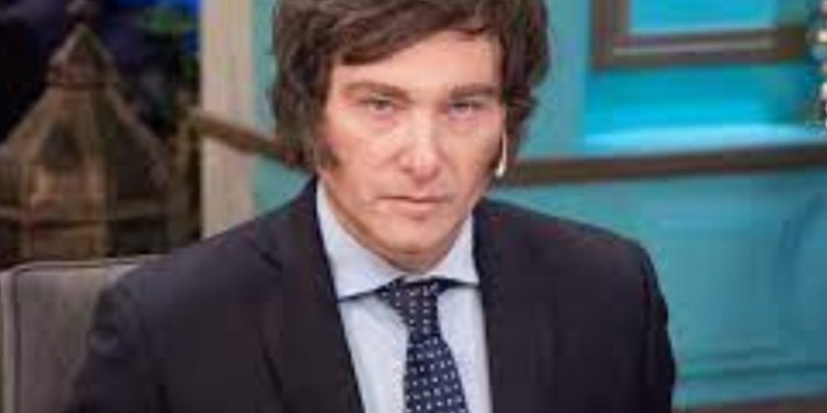 Más de 100 economistas advierten sobre la devastación que espera a Argentina si gana Milei