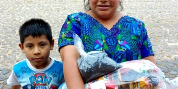 Más de 100 familias recibirán donación de alimentos en municipios de Chiquimula y Huehuetenango