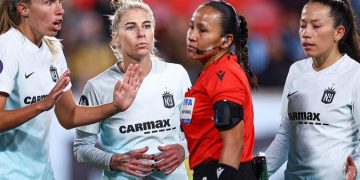 Más de 100 jugadoras piden a la FIFA que rompa un acuerdo con un patrocinador saudí del Mundial 2027