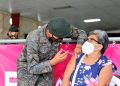 Más de 18 mil 500 personas fueron vacunadas en brigadas militares este fin de semana