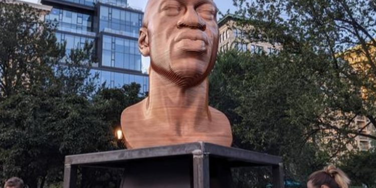 Más de 20 años de cárcel para policí­a que mató a George Floyd