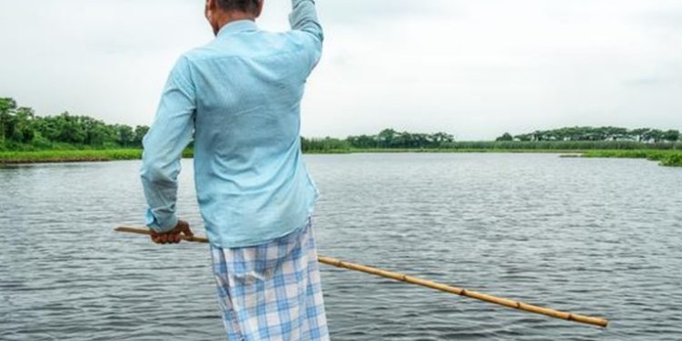 Más de 20 personas mueren en naufragio en Bangladesh