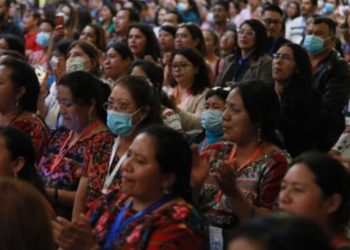 Más de 32 mil docentes del sector público se capacitan con el Programa Académico de Desarrollo Profesional Docente
