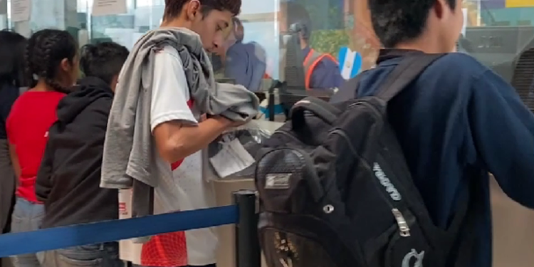 Más de 6 Mil Guatemaltecos Han Sido Deportados de EE.UU. y México en lo que Va del Año