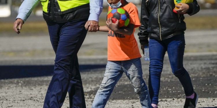 Más de 800 menores gualtemaltecos han sido deportados y preocupa a organizaciones