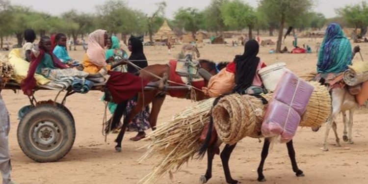 Más de cien mil personas huyeron ya de Sudán a los paí­ses vecinos