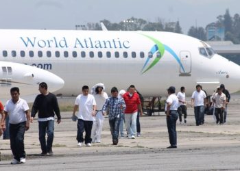 Más de mil guatemaltecos serán deportados esta semana